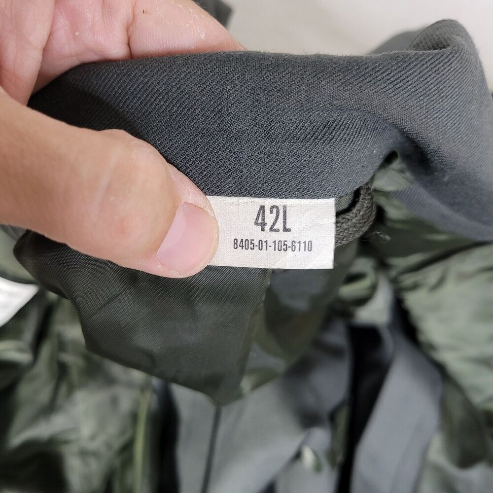 U.S. Army Dark Gray Jacket with Gold Accents - Picture 14 of 16